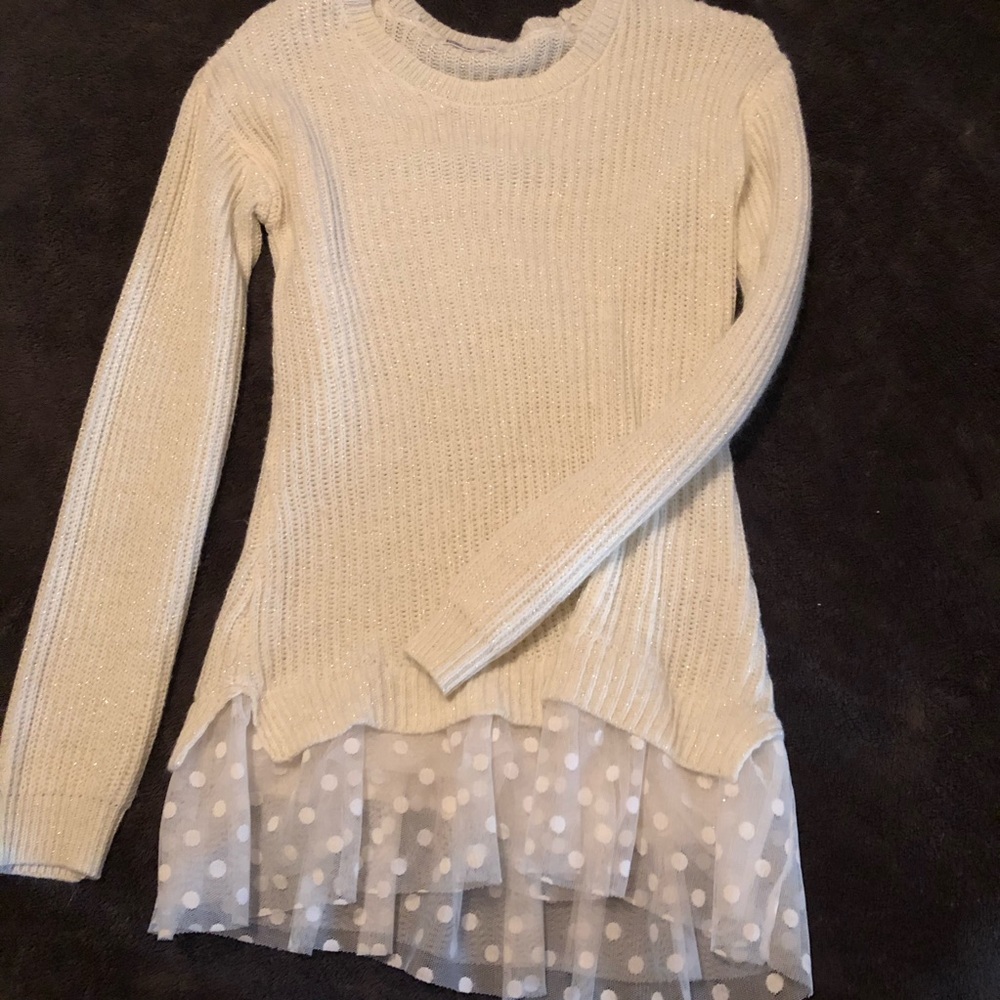 Sparkly white sweater with polka dot detail